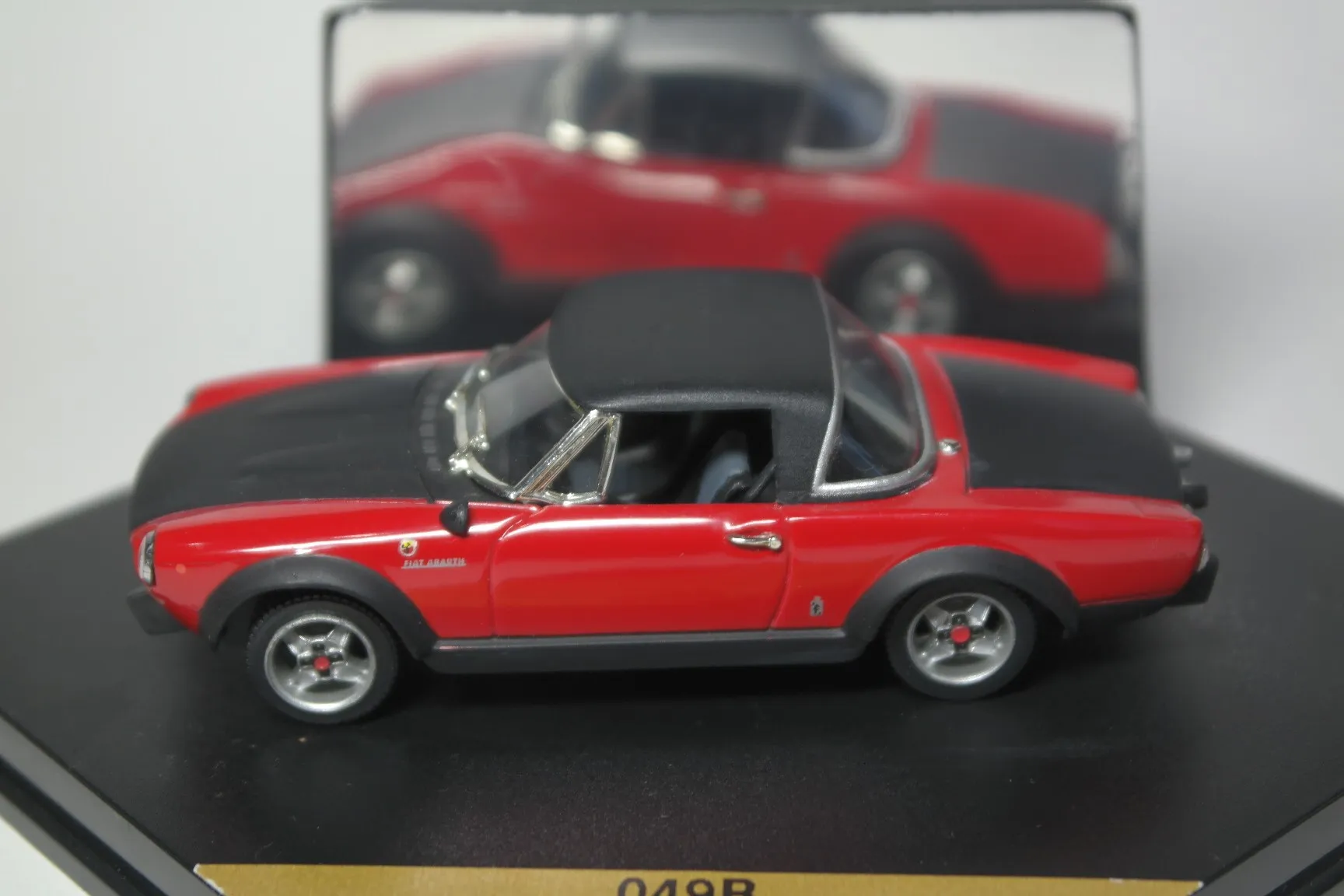 51744 fiat 124 abarth diecast shop