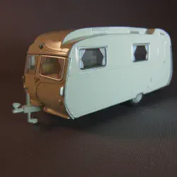 /img/51757-oxford-diecast-caravan-value.webp