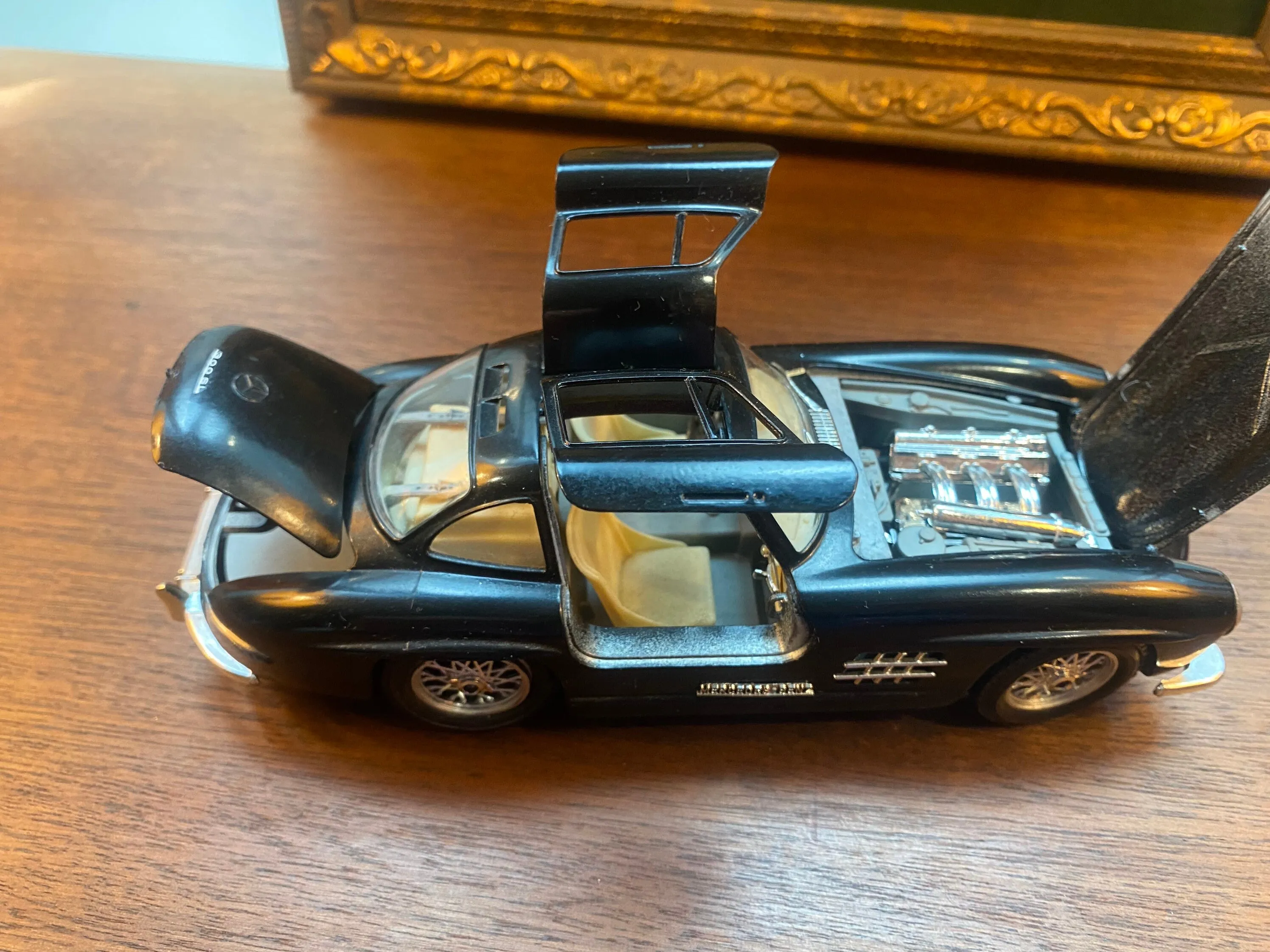 51761 mercedes 300s diecast retailer