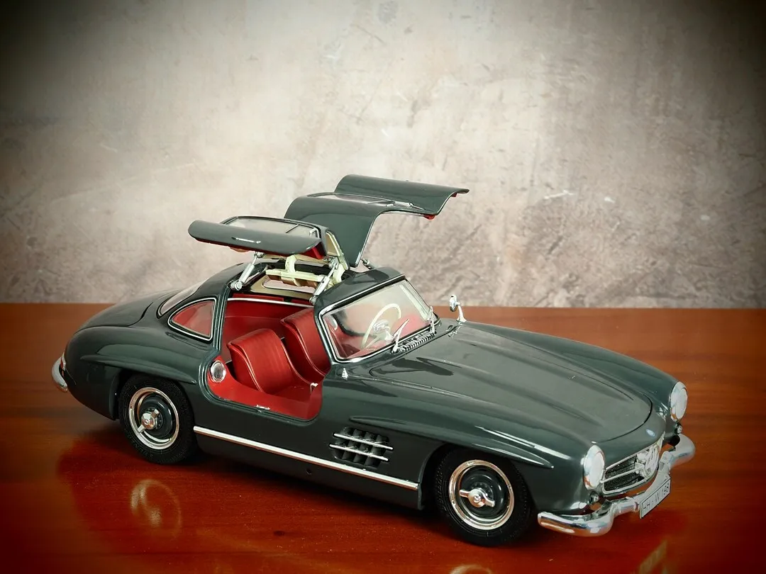 51761 mercedes 300s diecast scale