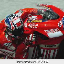 /img/51768-casey-stoner-gp8.webp