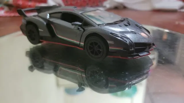/img/51774-kinsmart-diecast-truck-modern.webp