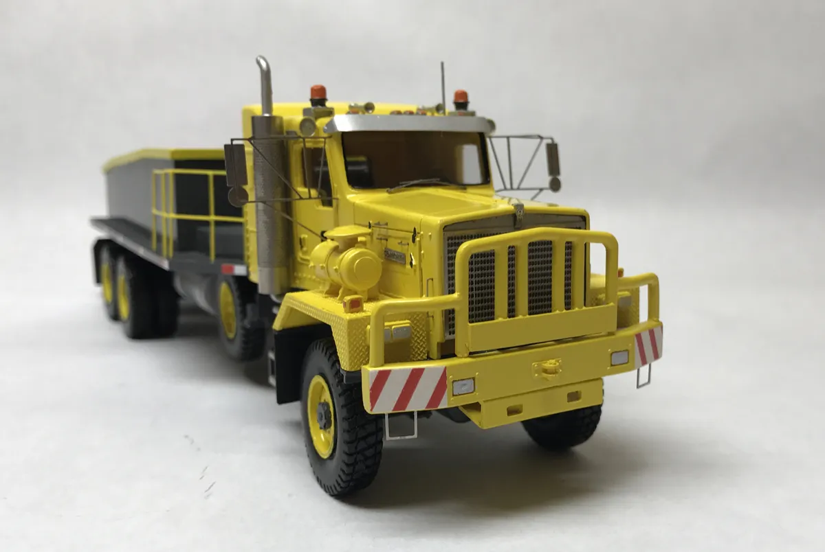 51786 kenworth c500 scale comparison