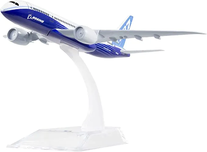 /img/51800-diecast-787-cleaning.webp