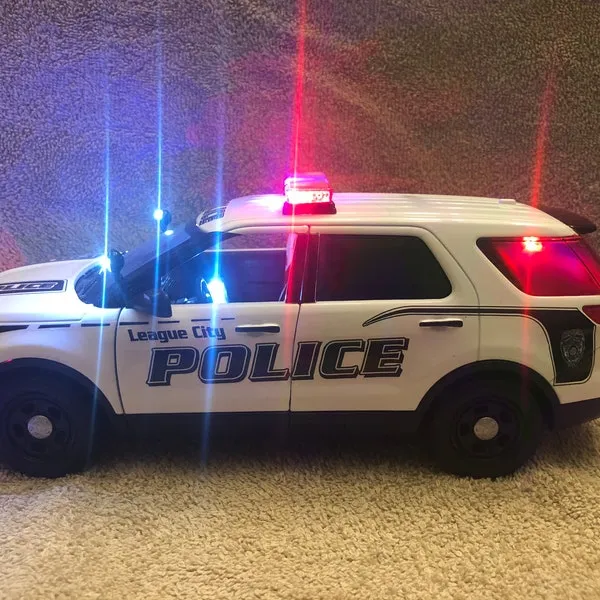 51804 police car light placement