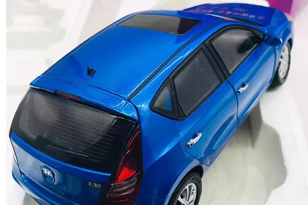 51808 hyundai i20 diecast model display