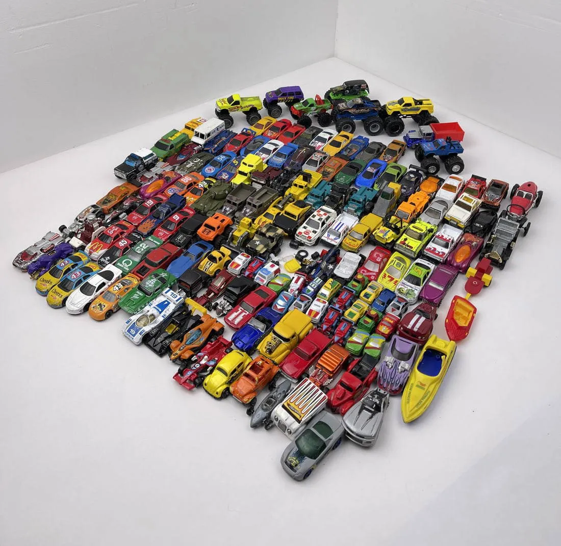 51818 diecast car materials