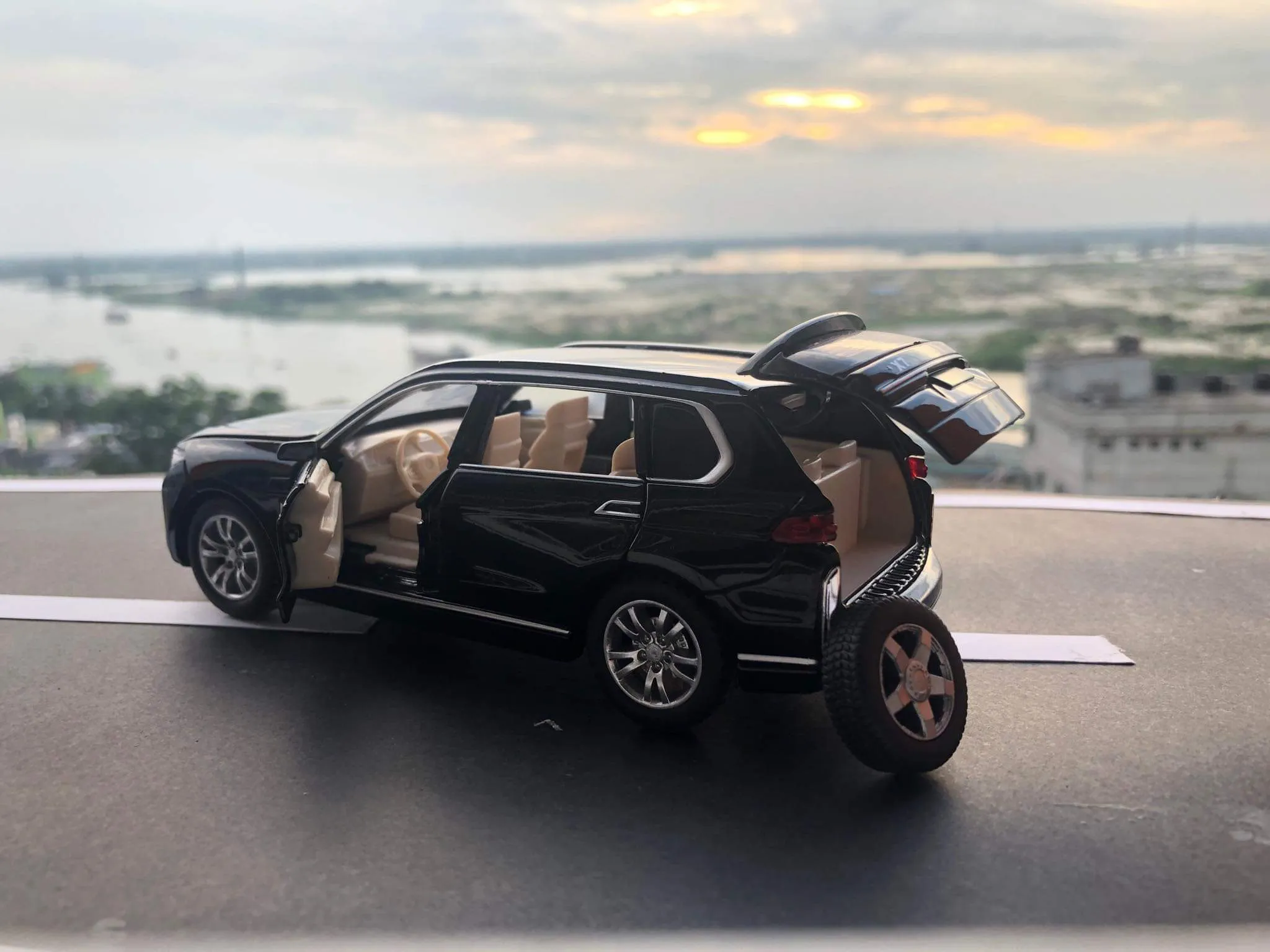 51827 bmw 7 diecast collection