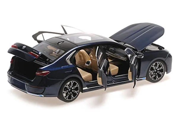 51827 bmw 7 e38 diecast