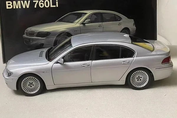 51827 bmw 7 f01 diecast