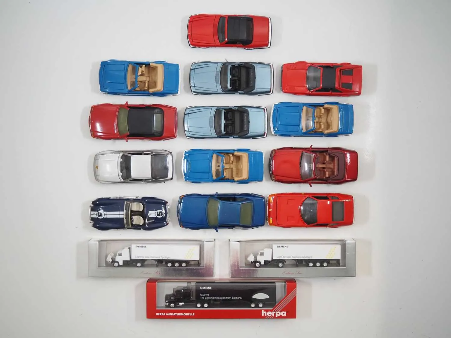 51835 diecast vehicles authentic