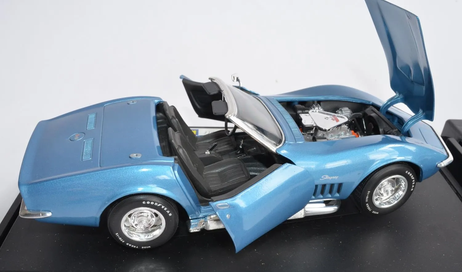 51854 revell classic car