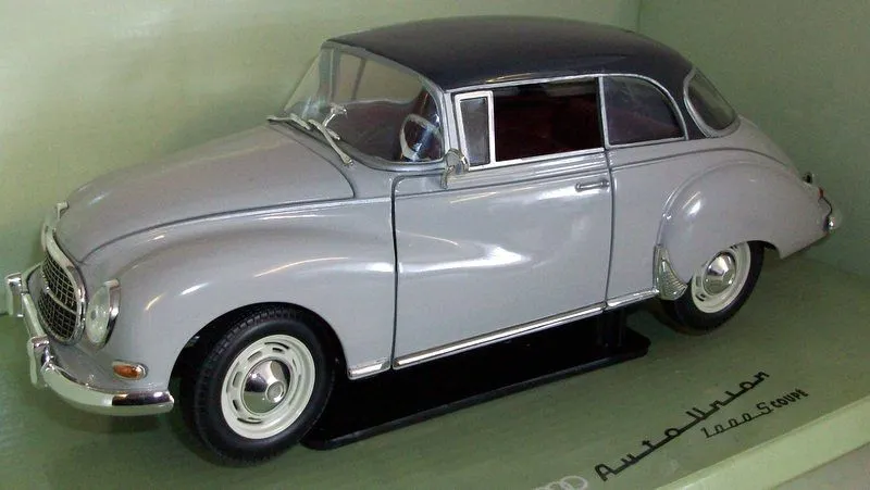 51854 revell diecast packaging