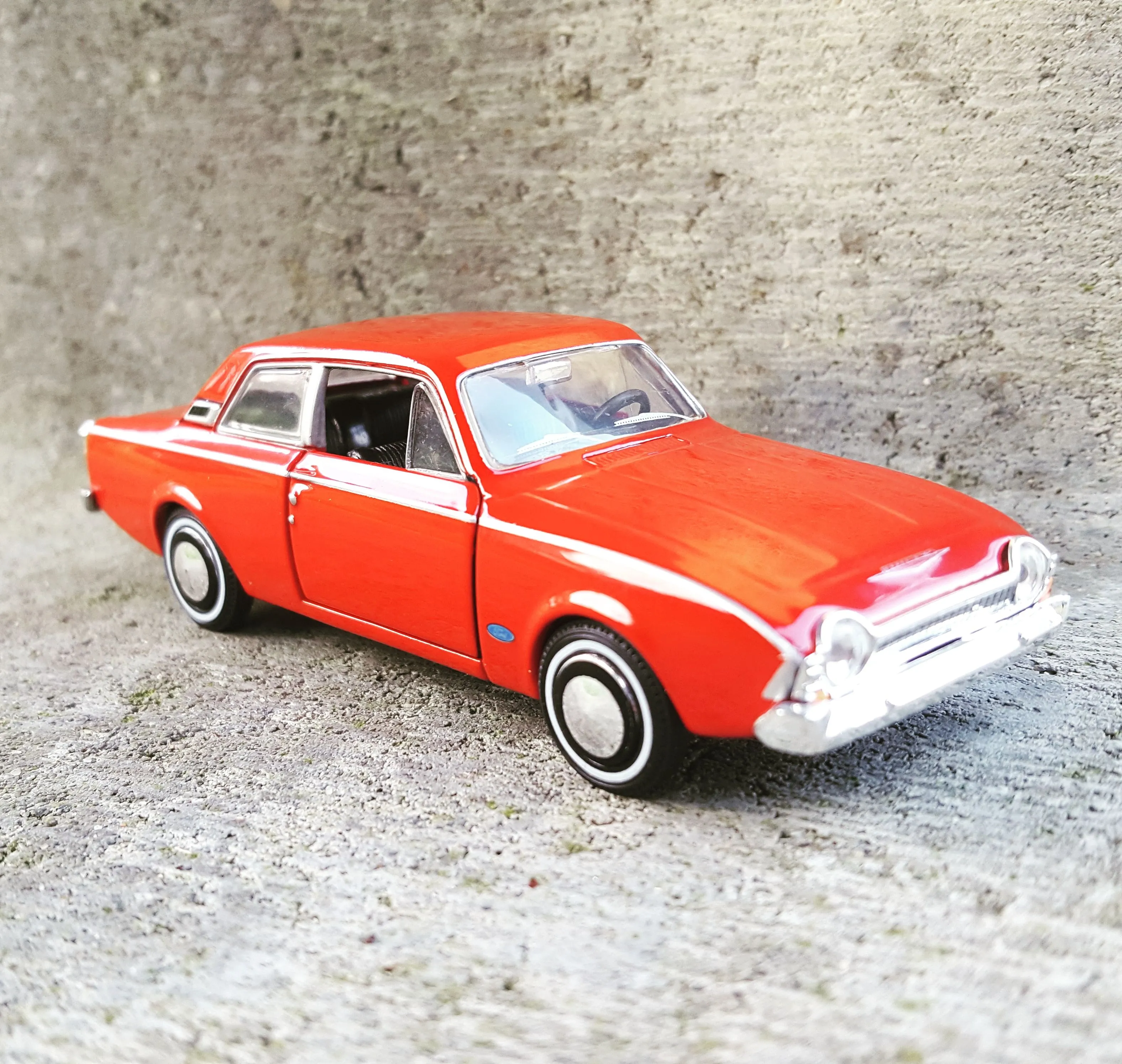 51856 modern diecast model car