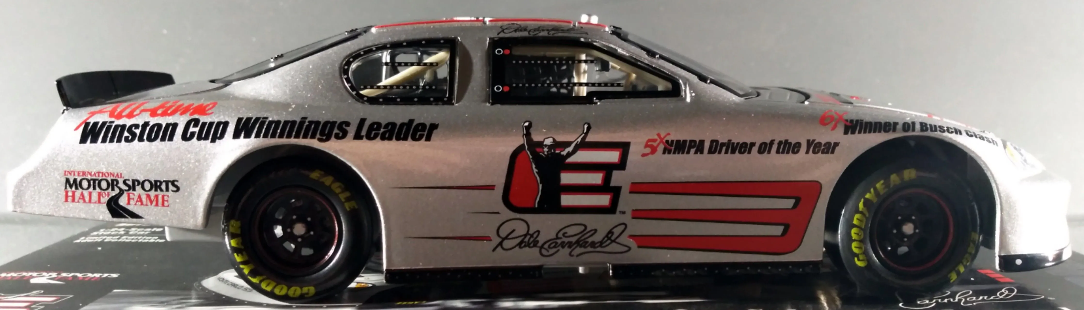 51872 michigan nascar diecast store exterior