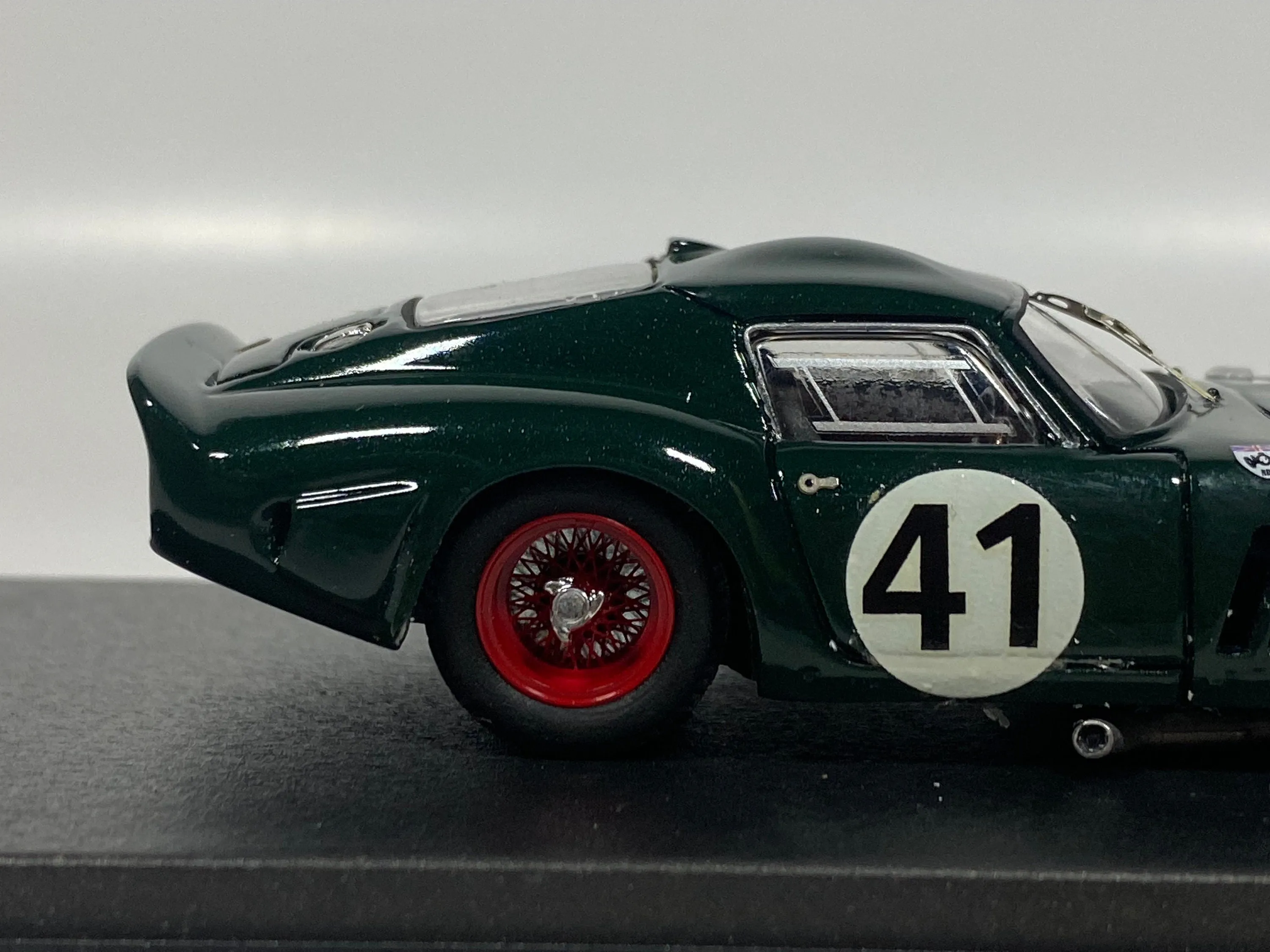 51884 ferrari gto diecast paint