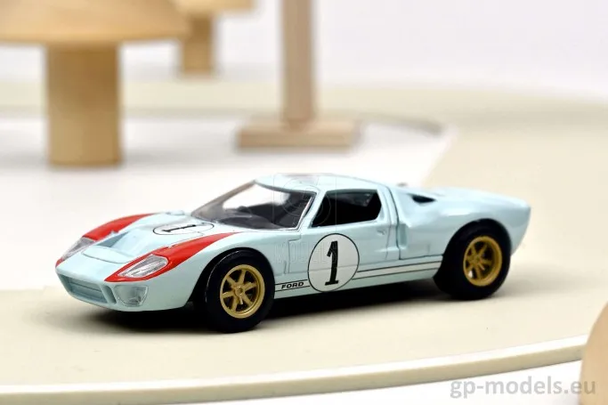51890 1967 ford gt40 mkiv diecast