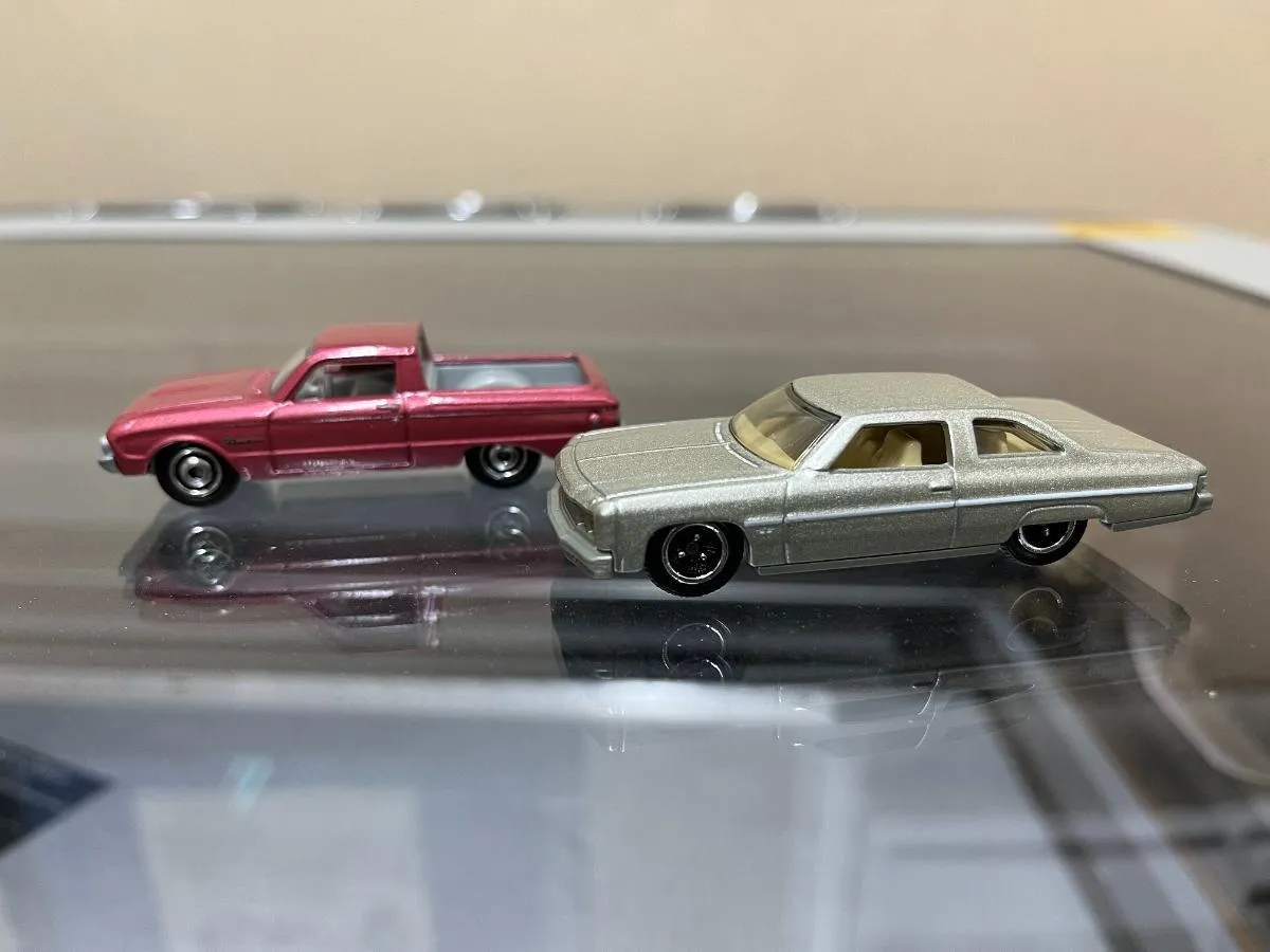 51908 m2 diecast car model 3