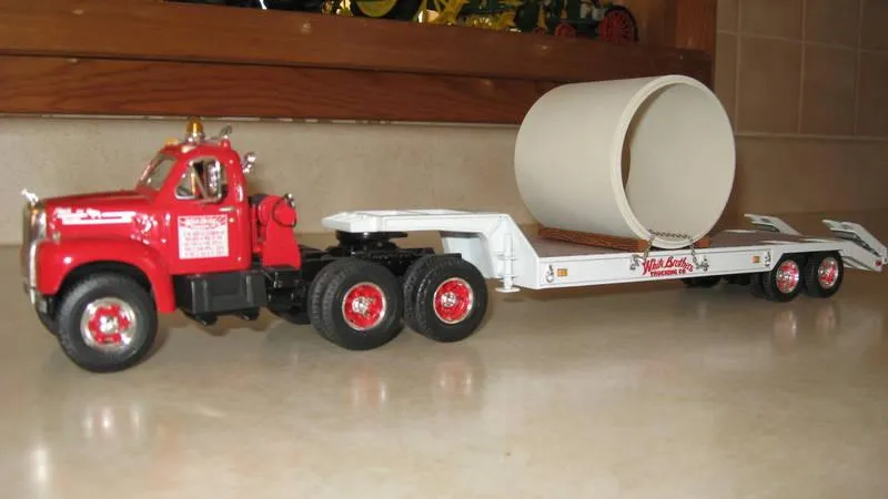 51920 mack rd series diecast