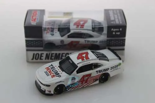 51930 trump nascar diecast car overview