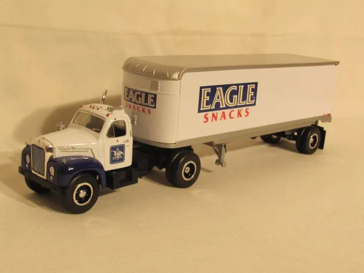 51954 detailed diecast truck