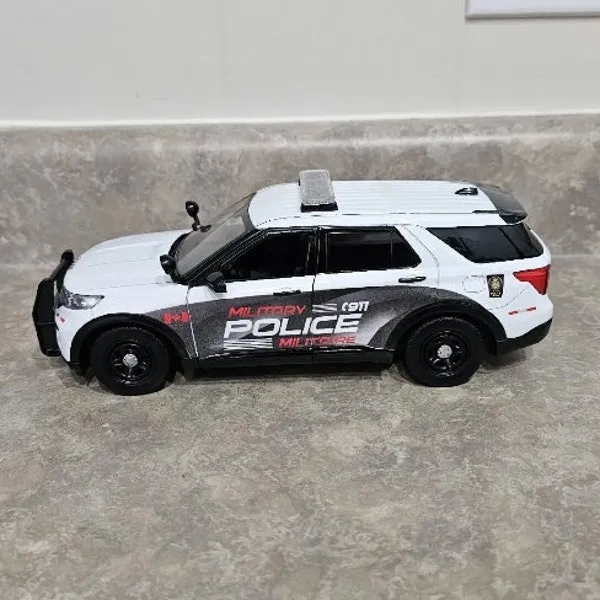 /img/51973-seattle-police-diecast-display.webp