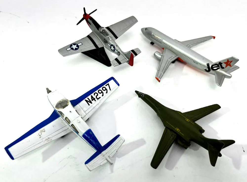 51983 diecast aeroplane metal
