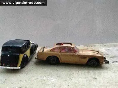 51984 toyota 2000gt diecast