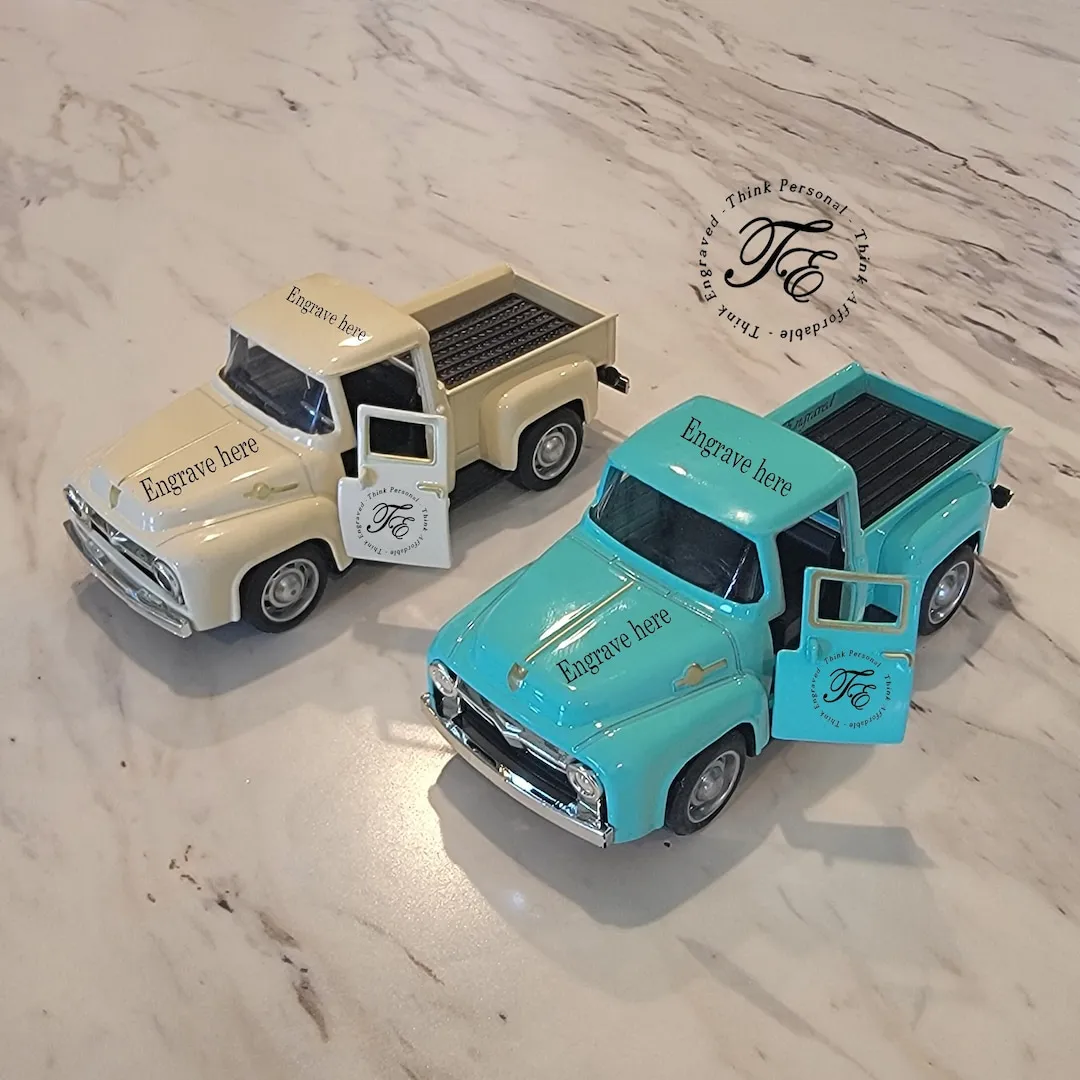 51985 choosing diecast truck scale