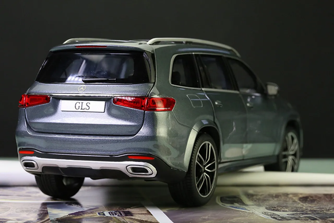 51990 mercedes gls diecast scale