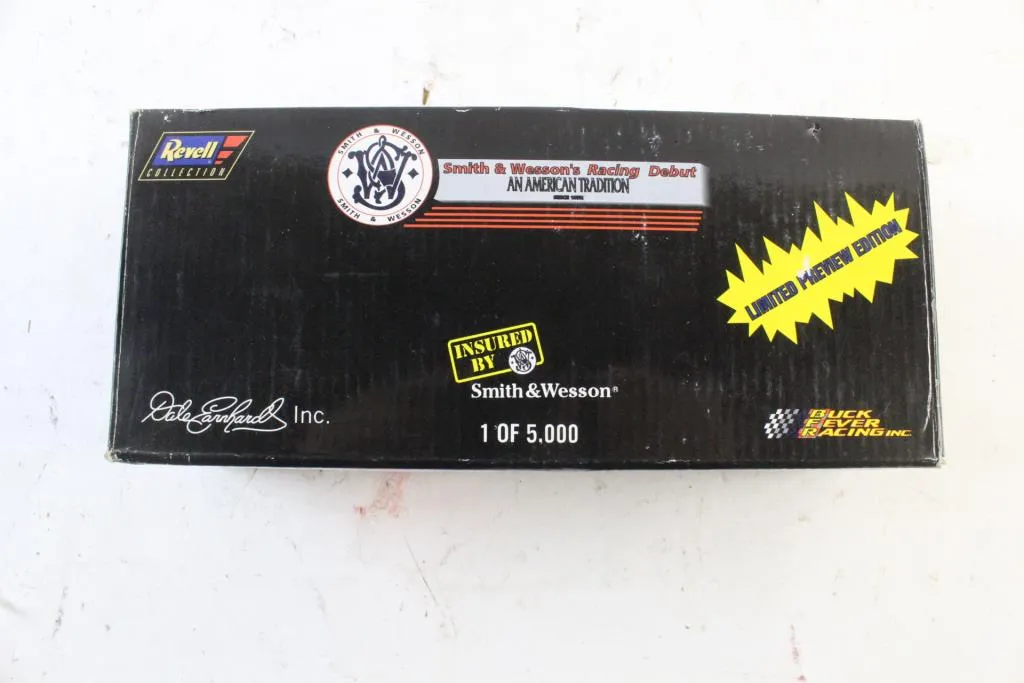 51992 revell diecast mustang