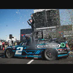 /img/51996-nascar-diecast-community.webp