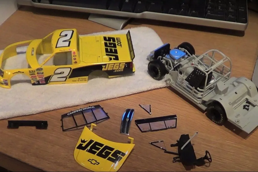 51996 nascar diecast video research