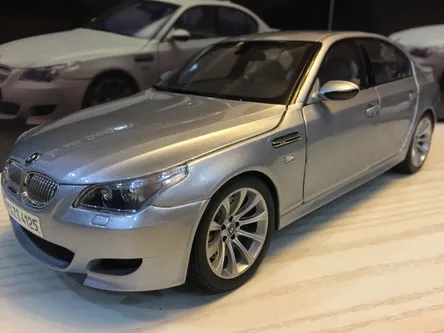 52004 diecast model details