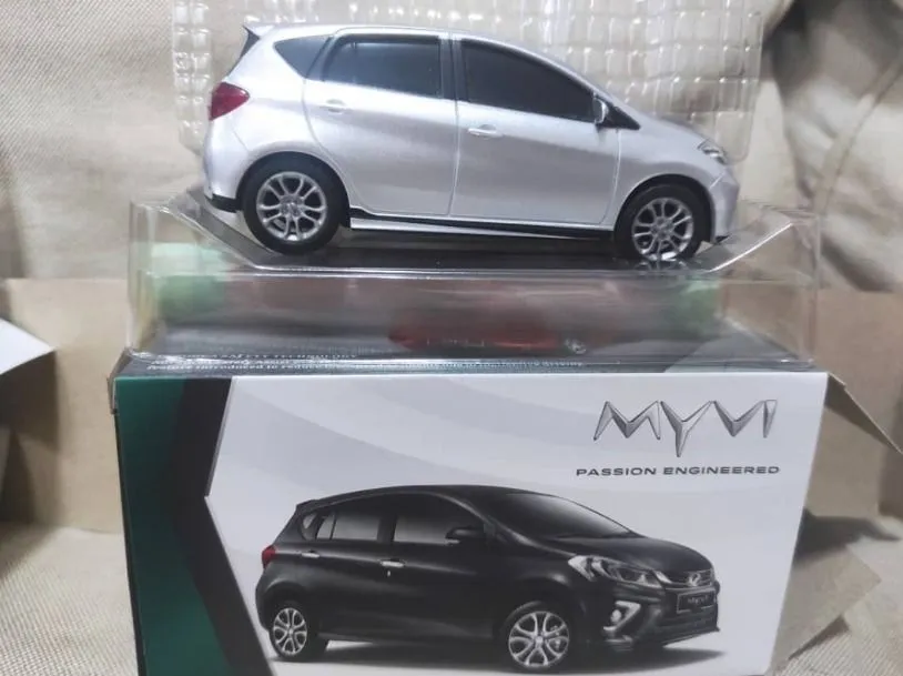 52009 diecast myvi material