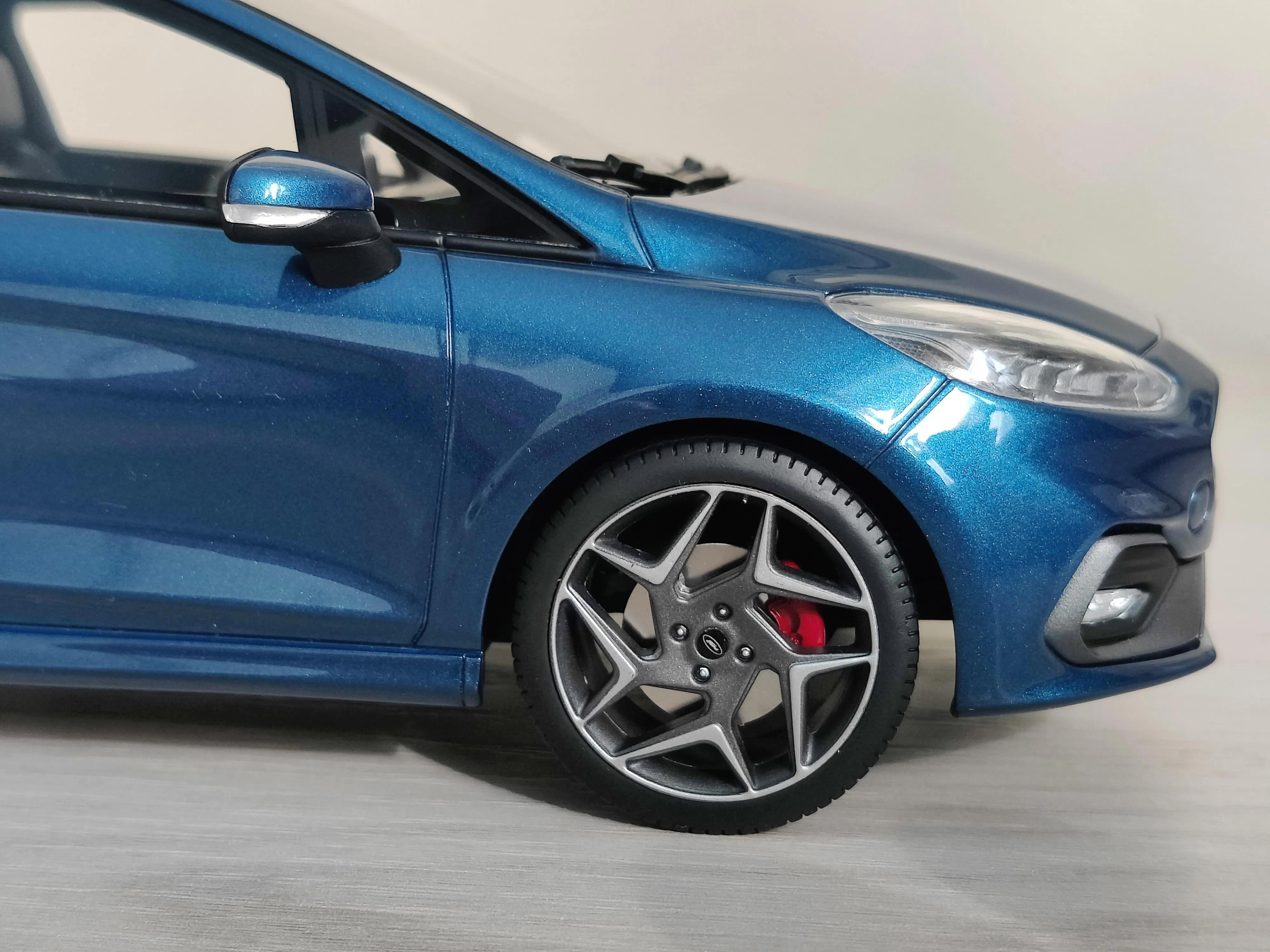 52013 ford fiesta mk8 diecast model2