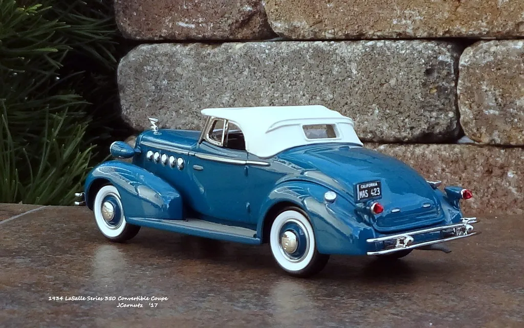 52016 jaguar e type diecast