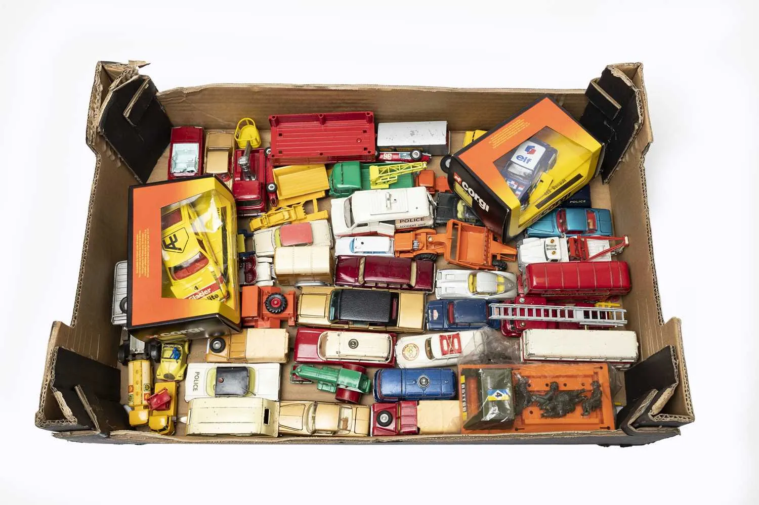 /img/52025-diecast-3000toys-collection.webp
